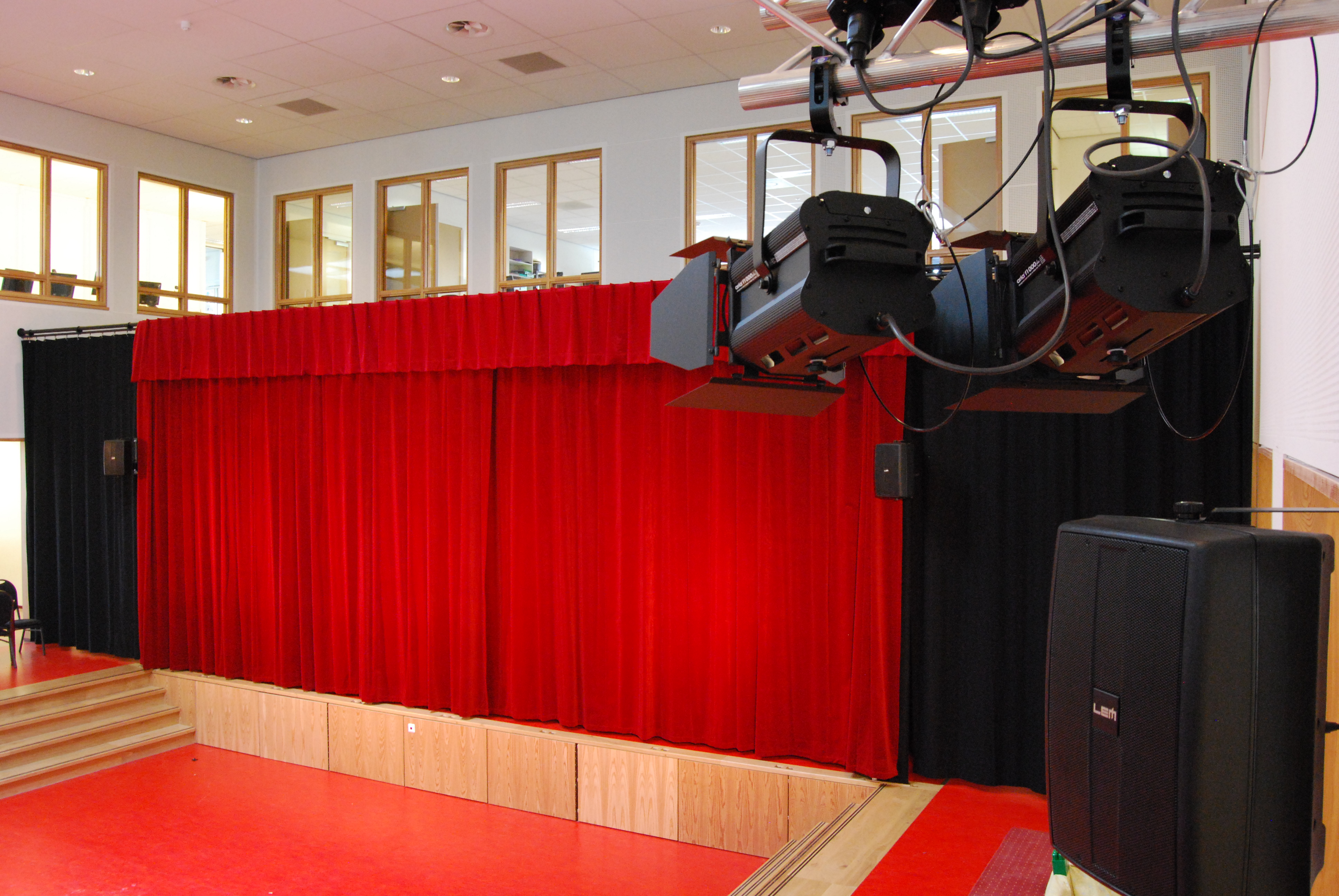 theaterfaciliteit realiseren op uw school